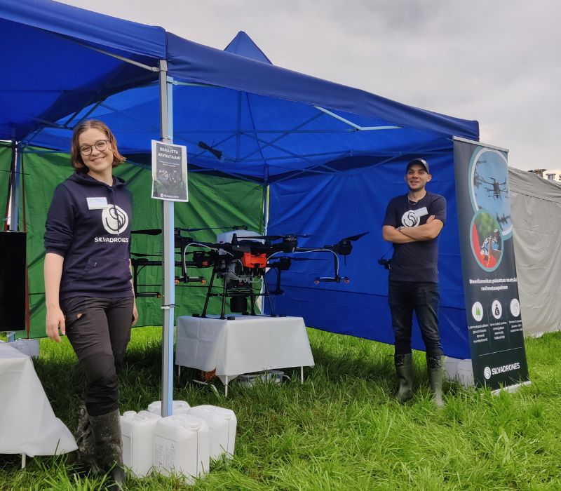 Silvadrones osastolla Nivalassa